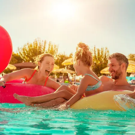 Margeritka Holiday Club منتزه العطل
